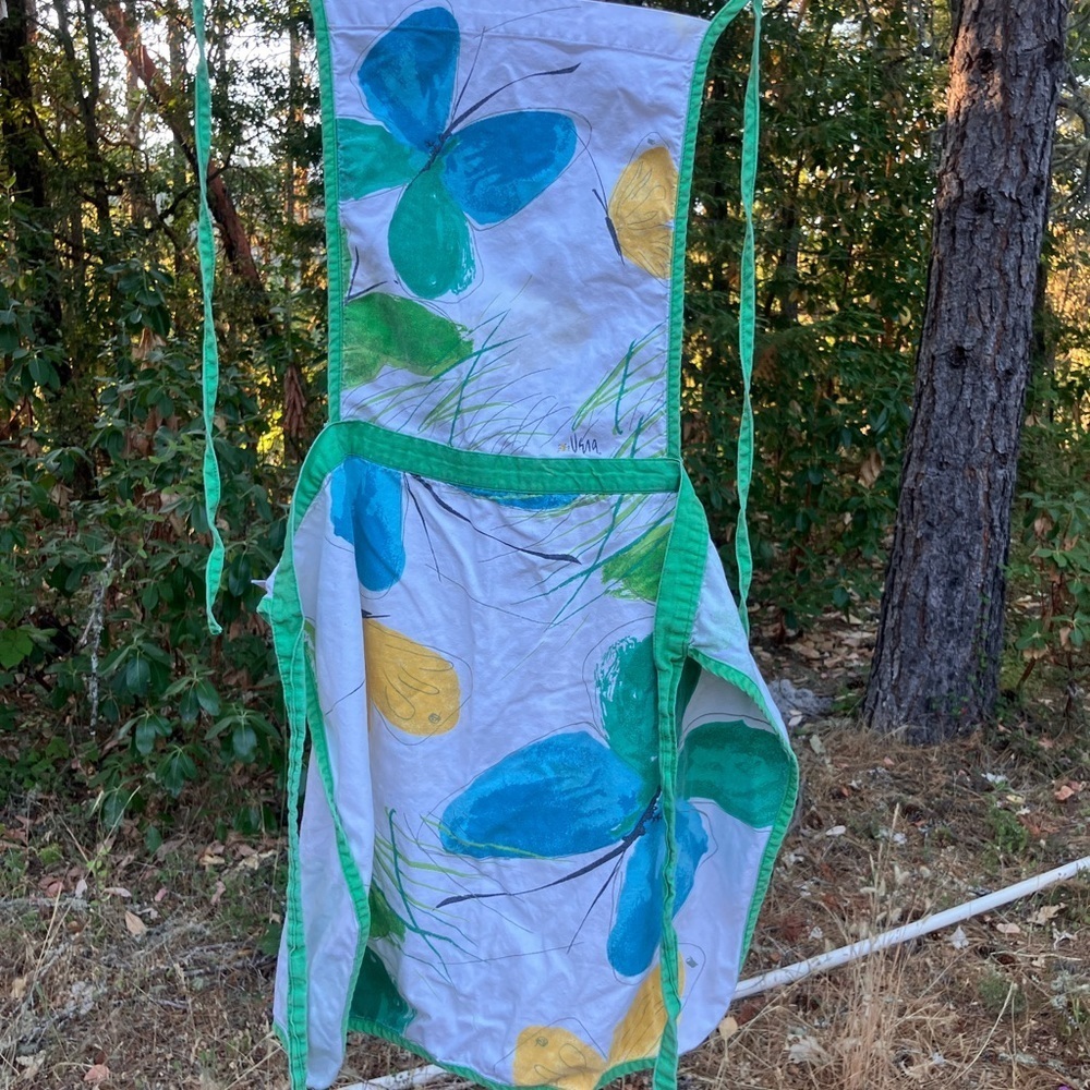 Vera Neumann vintage butterfly apron